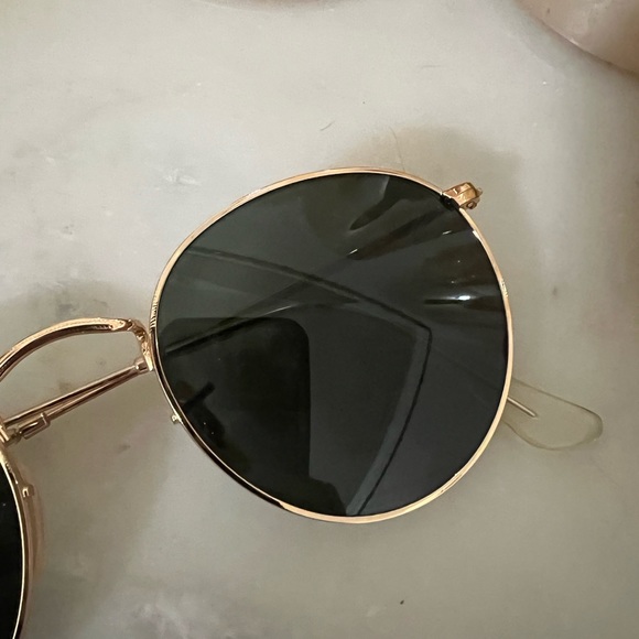 Ray ban Round Metal Sunglasses - Picture 3 of 4